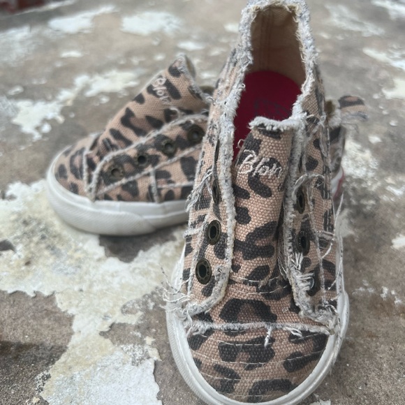Blowfish Malibu Sneakers Cheetah Print Kids Play Slip-on Shoes Sz 7 - Picture 2 of 7